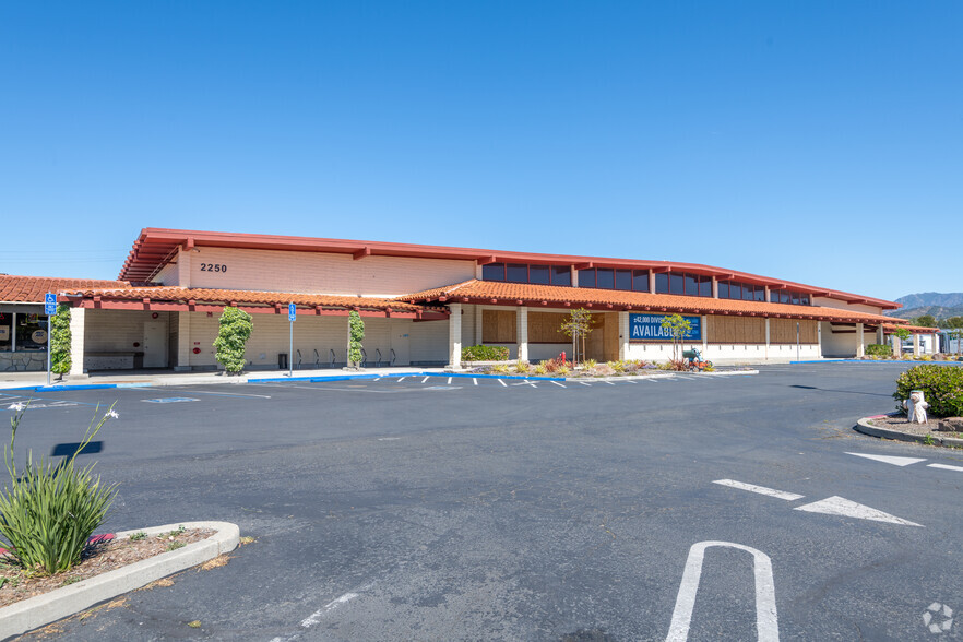 2050 Monument Blvd, Concord, CA for lease - Building Photo - Image 2 of 6