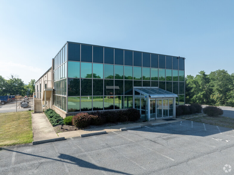 2 Creamery Way, Emmitsburg, MD for lease - Building Photo - Image 2 of 20