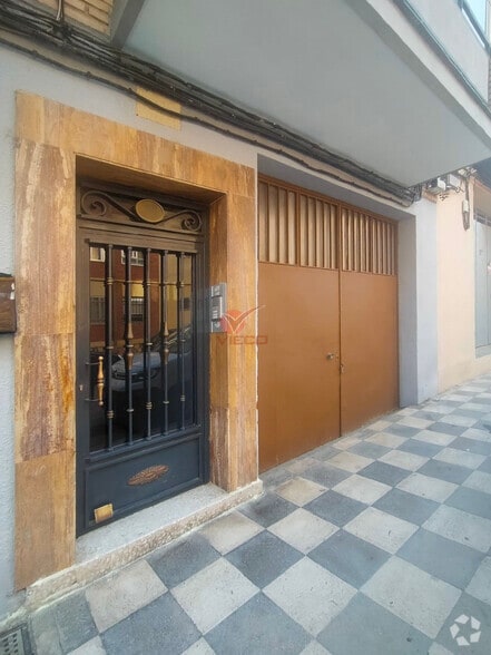 Retail in Cuenca, Cuenca for lease - Interior Photo - Image 1 of 1