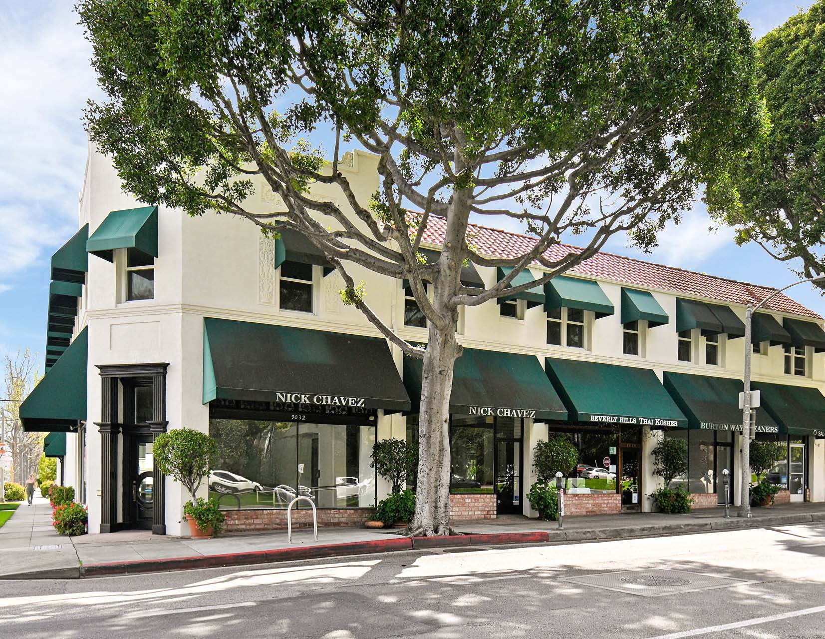 9032-9040 Burton Way, Beverly Hills, CA for lease Building Photo- Image 1 of 6