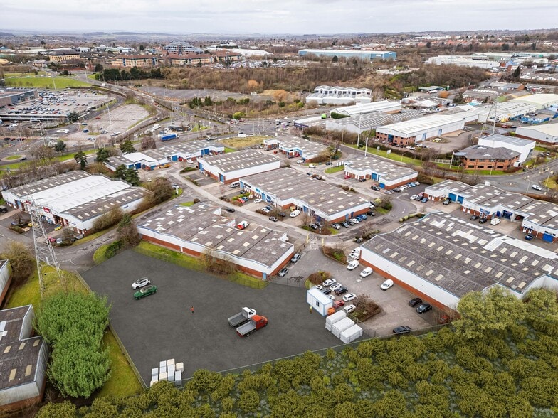 Pedmore Rd, Brierley Hill for lease - Building Photo - Image 2 of 17