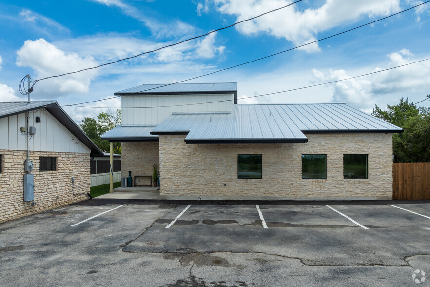 28496 Ranch Road 12, Dripping Springs, TX for lease - Building Photo - Image 2 of 10