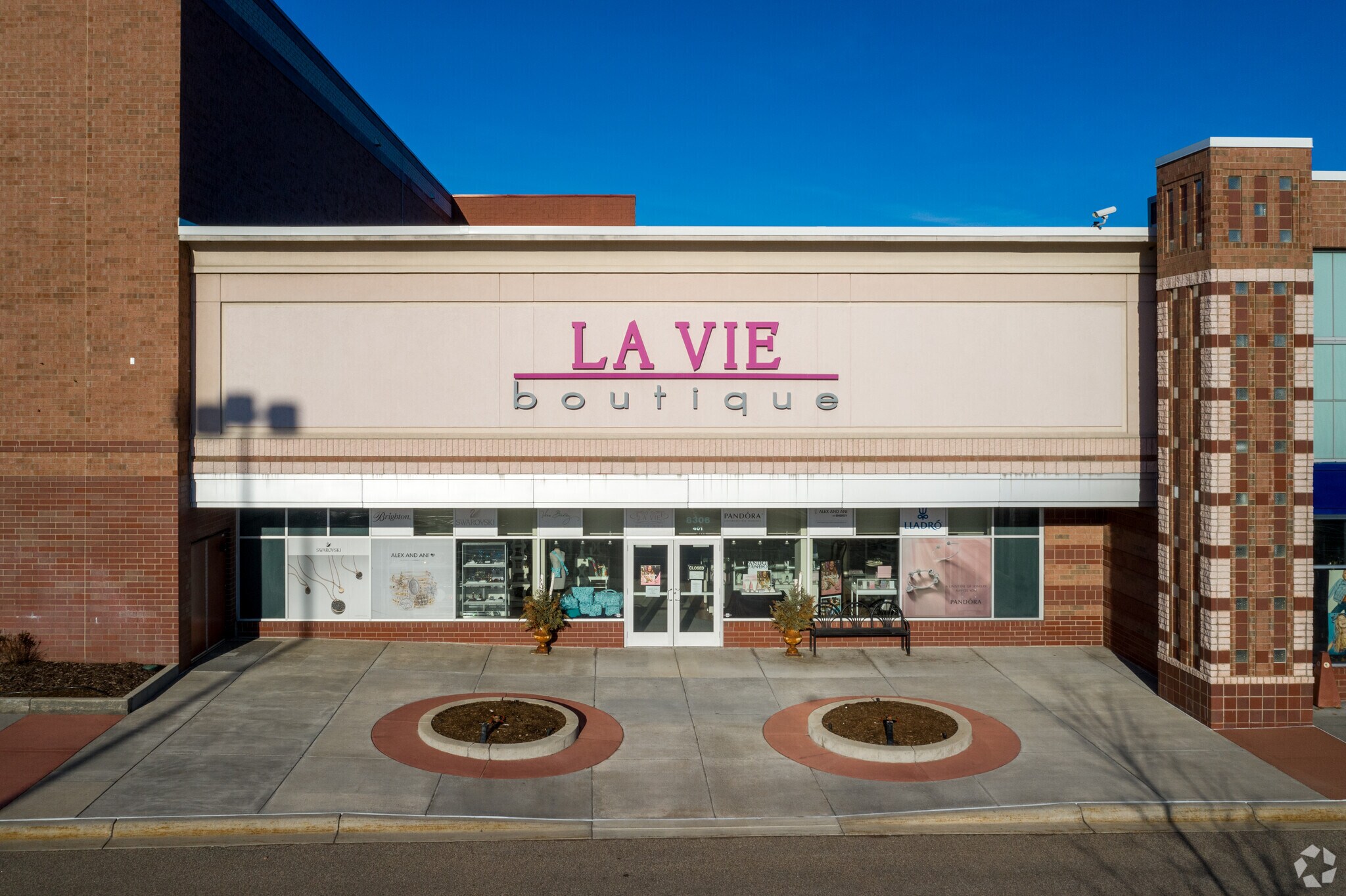 83488362 Tamarack Vlg, Woodbury, MN 55125 Tamarack Village