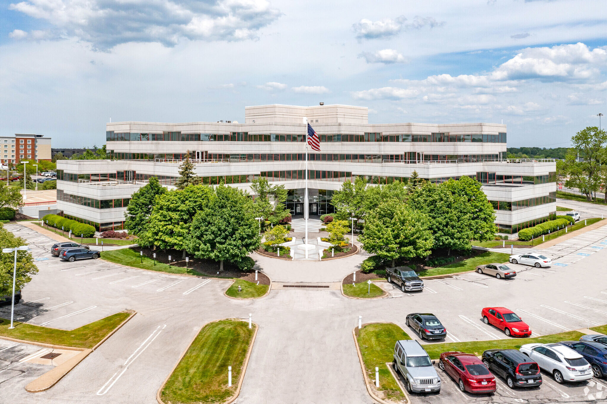 3401 Enterprise Pky, Beachwood, OH for lease Building Photo- Image 1 of 19