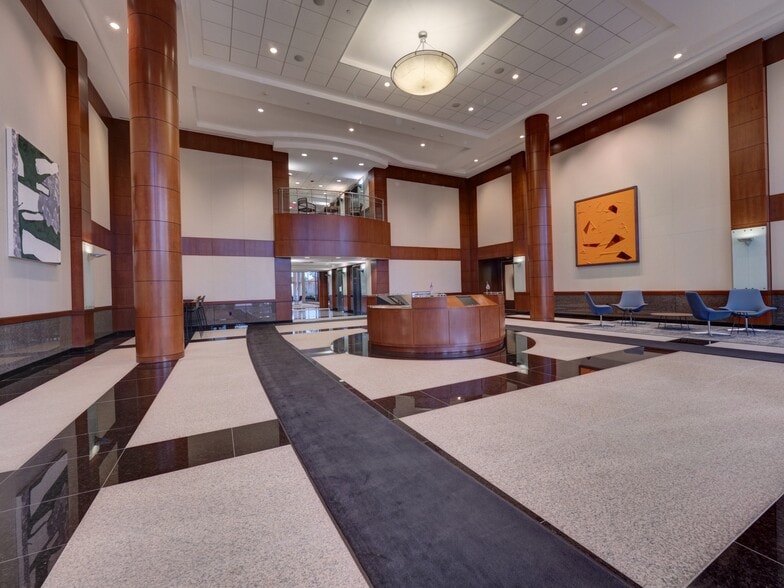 1 University Square Dr, Princeton, NJ for lease - Lobby - Image 2 of 21