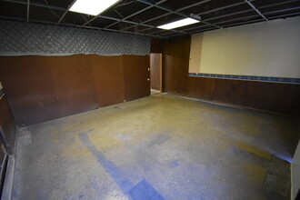 217 Clements St, Paducah, KY for lease Interior Photo- Image 2 of 9