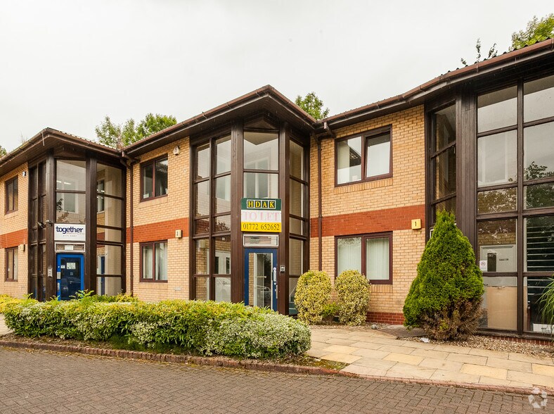 Olivers Pl, Preston for sale - Primary Photo - Image 1 of 1