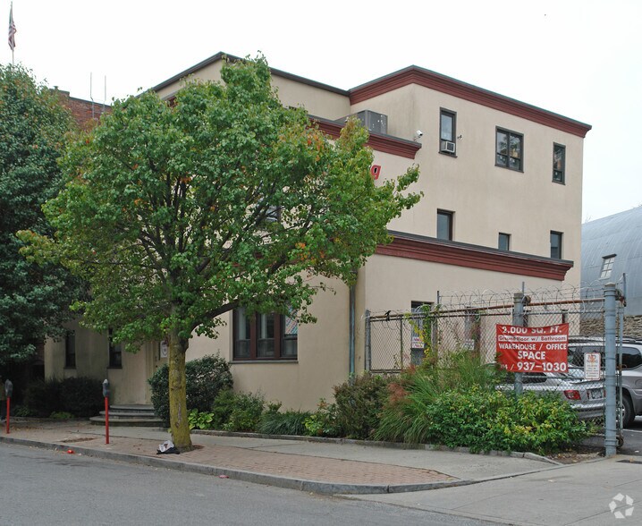 140 Highland St, Port Chester, NY 10573