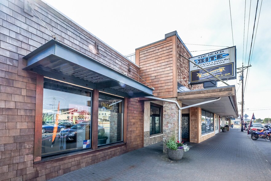 176 S Highway 101, Rockaway Beach, OR for sale - Primary Photo - Image 1 of 1