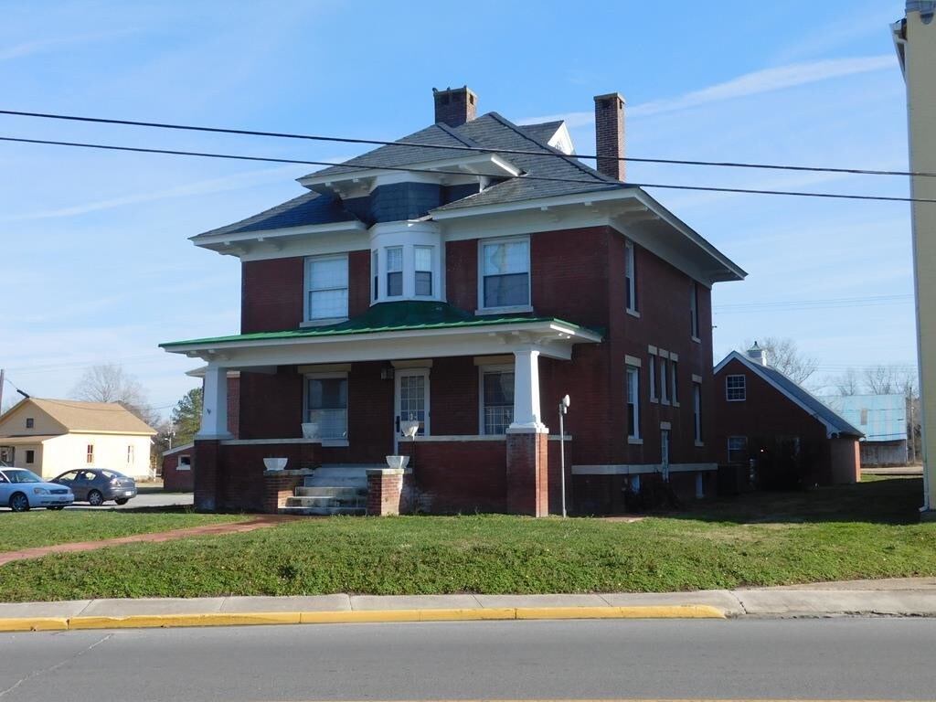 3319 Main St, Exmore, VA 23350