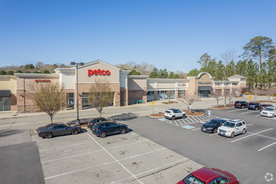 12551 Jefferson Ave, Newport News, VA for lease - Building Photo - Image 3 of 22