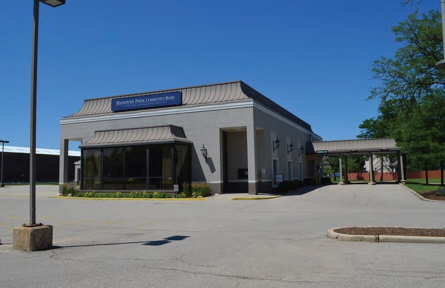 1400 Irving Park Rd, Hanover Park, IL 60133