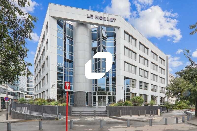 Office in Colombes for lease - Building Photo - Image 1 of 17