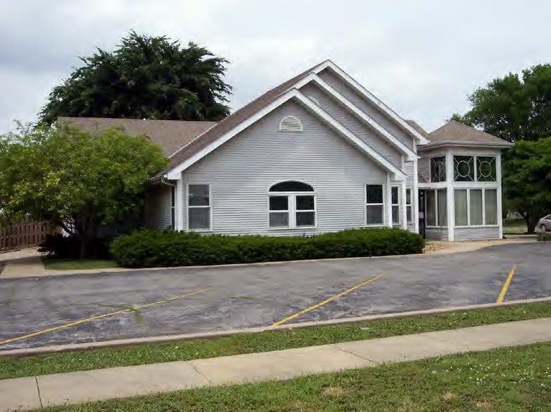 524 S Lowman St, Fort Scott, KS for sale - Primary Photo - Image 1 of 1