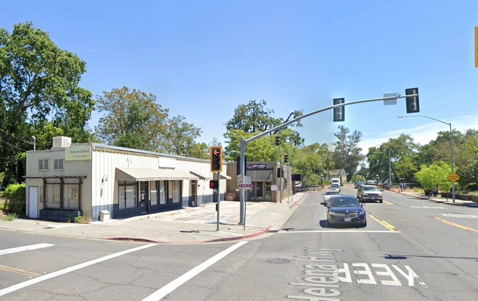 1080 Main St, Saint Helena, CA for lease - Building Photo - Image 2 of 8