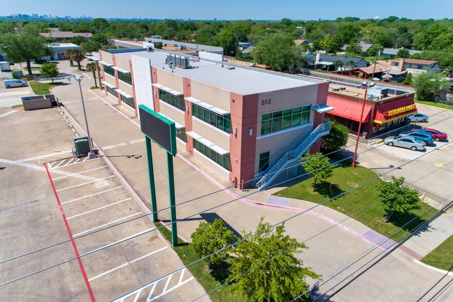 513 N Plano Rd, Garland, TX for lease - Building Photo - Image 3 of 10