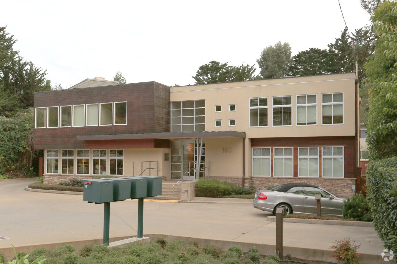 View Photo
