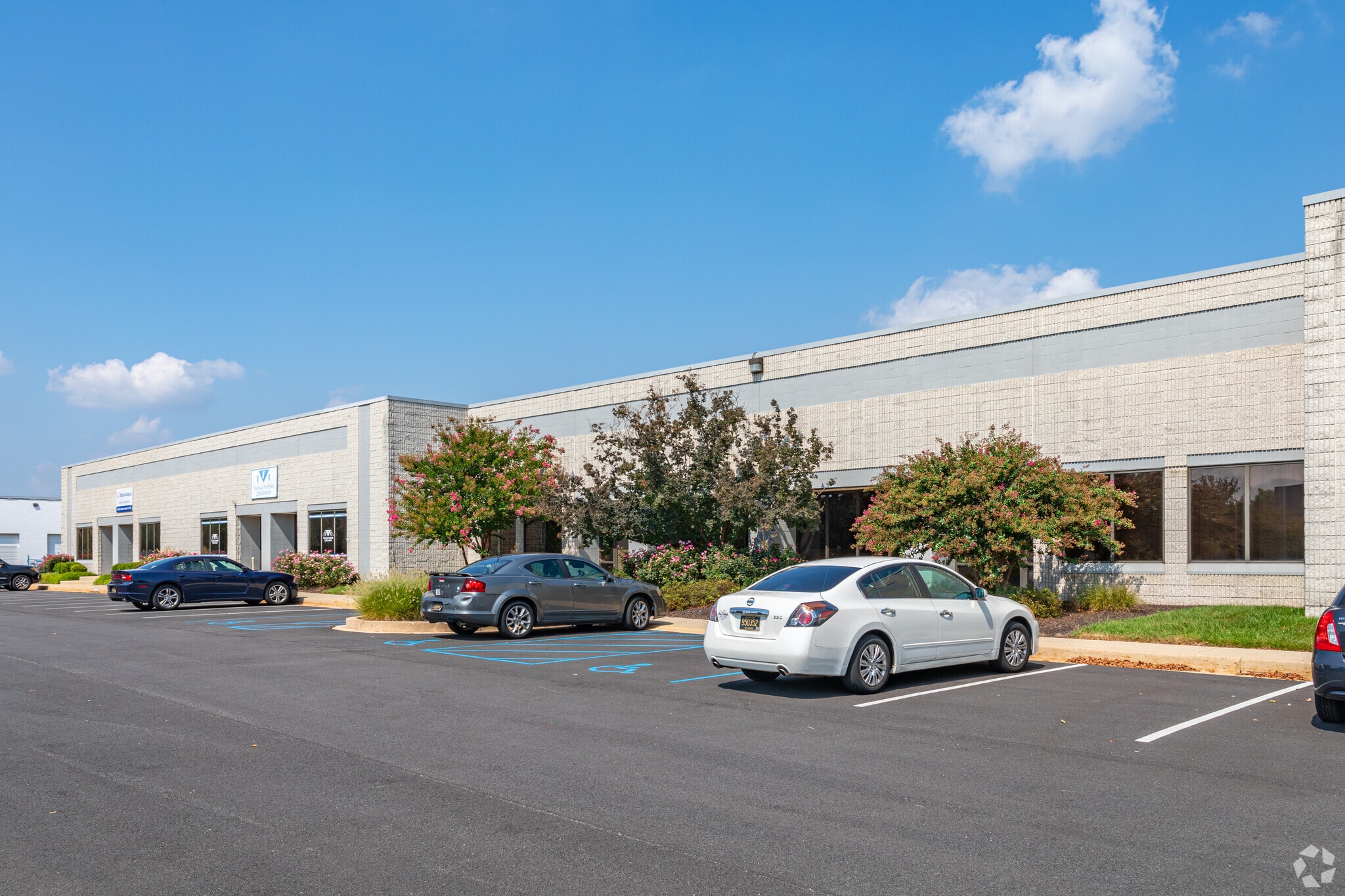 243 Quigley Blvd, New Castle, DE for lease Primary Photo- Image 1 of 7