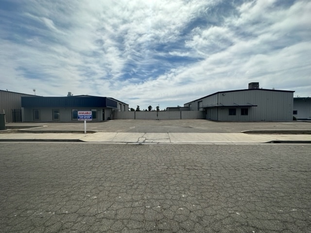 4617 N Blythe Ave, Fresno, CA for lease Building Photo- Image 1 of 13