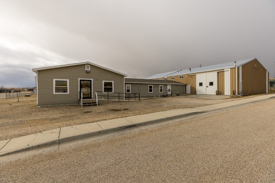 400 S Lucas St, Buffalo, WY for sale - Building Photo - Image 1 of 1