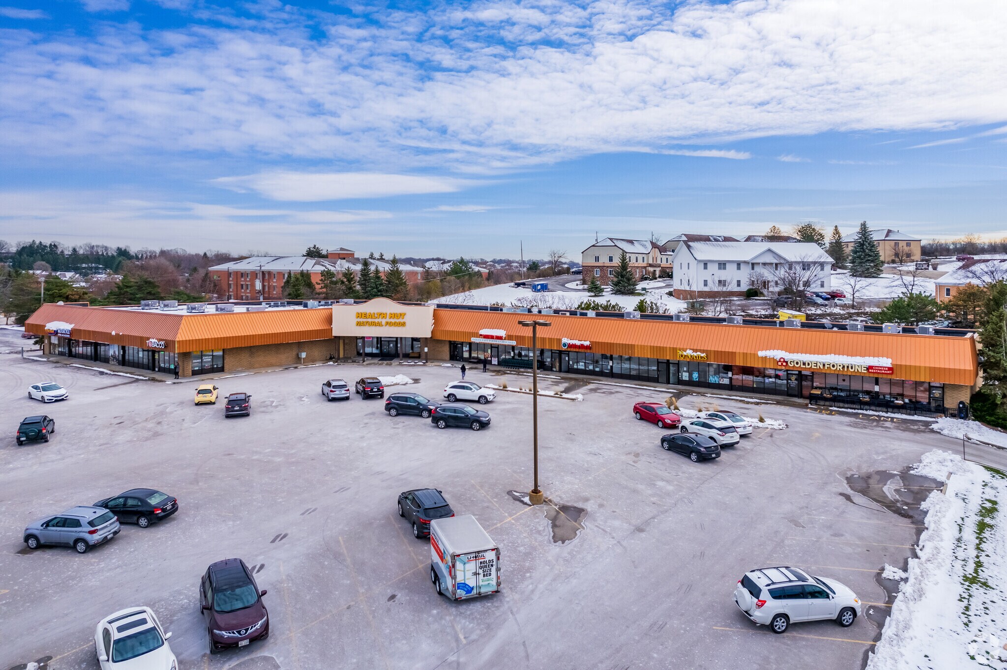 19035 W Bluemound Rd, Brookfield, WI for lease Building Photo- Image 1 of 11