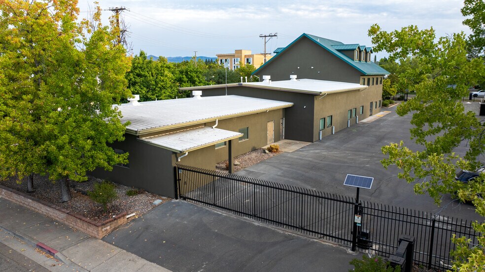 1160 Industrial St, Redding, CA for sale - Building Photo - Image 1 of 1