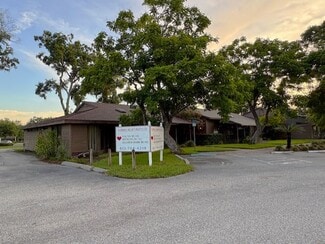 More details for 101-110 Southern Oaks Dr & Thonotosassa Rd & Baker St, Plant City, FL - Office for Sale