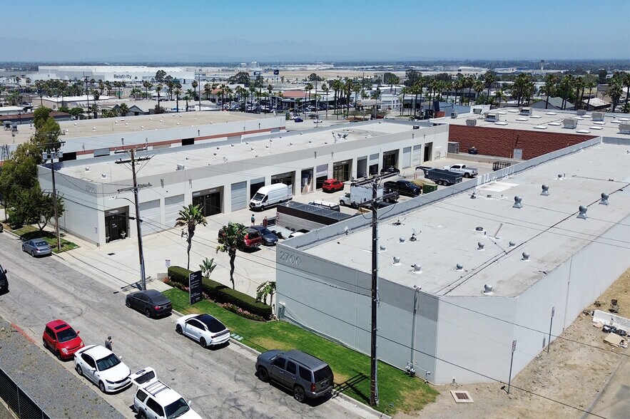 2700 Rose Ave, Signal Hill, CA for sale - Building Photo - Image 2 of 11