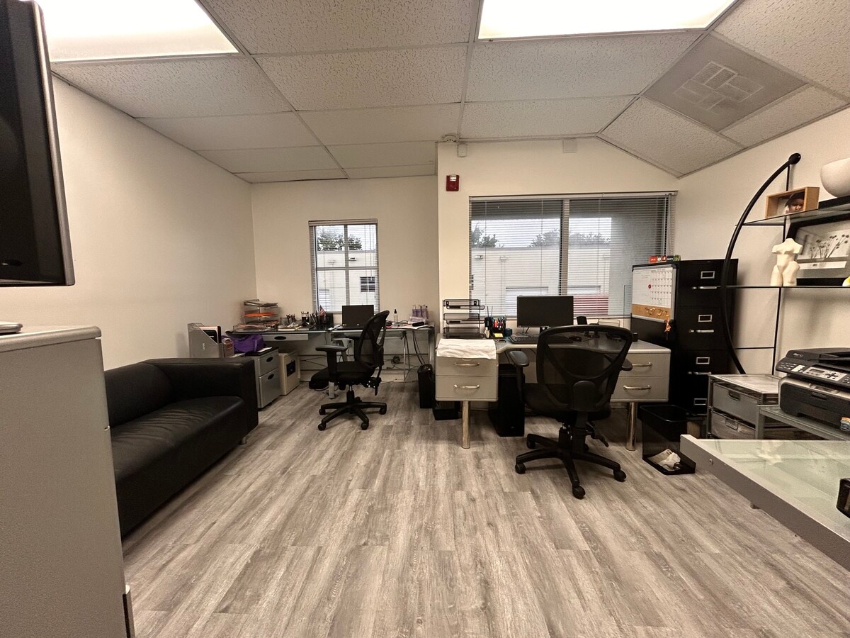 5920-5930 NW 99th Ave, Miami, FL 33178 - Unit 7 -  - Interior Photo - Image 1 of 10