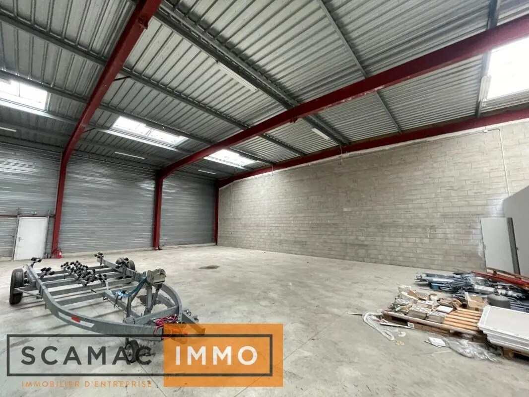 Industrial in Moret-Loing-et-Orvanne for lease Interior Photo- Image 1 of 3