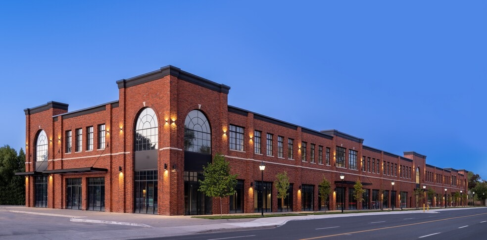 2650-2672 St. Clair Ave W, Toronto, ON for sale - Building Photo - Image 1 of 99