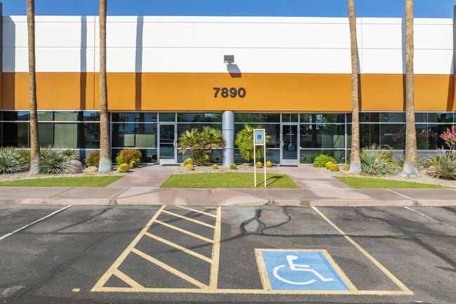 More details for 7890 S Hardy Dr, Tempe, AZ - Office, Industrial for Lease