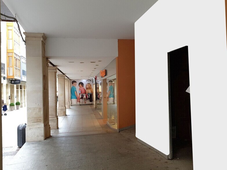 Calle el Collado, Soria, Soria for lease - Primary Photo - Image 1 of 2