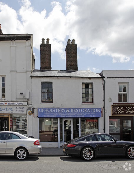 228 High St, Barnet for sale - Primary Photo - Image 1 of 1