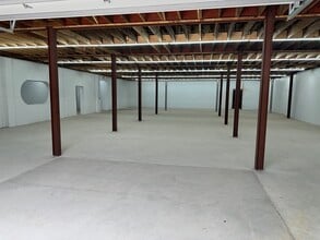 1115 N Bowie St, Seguin, TX for lease Building Photo- Image 1 of 3