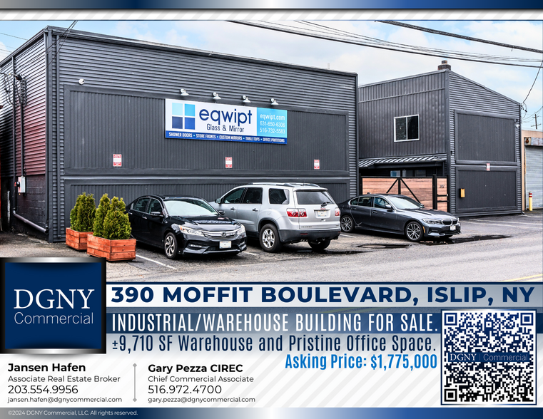 390 Moffitt Blvd, Islip, NY for sale - Building Photo - Image 1 of 19