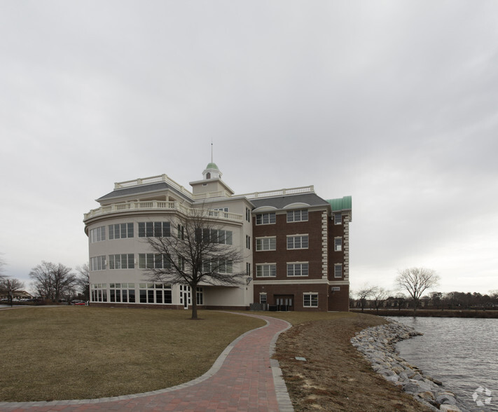 800 N State St, Dover, DE for lease - Building Photo - Image 2 of 3