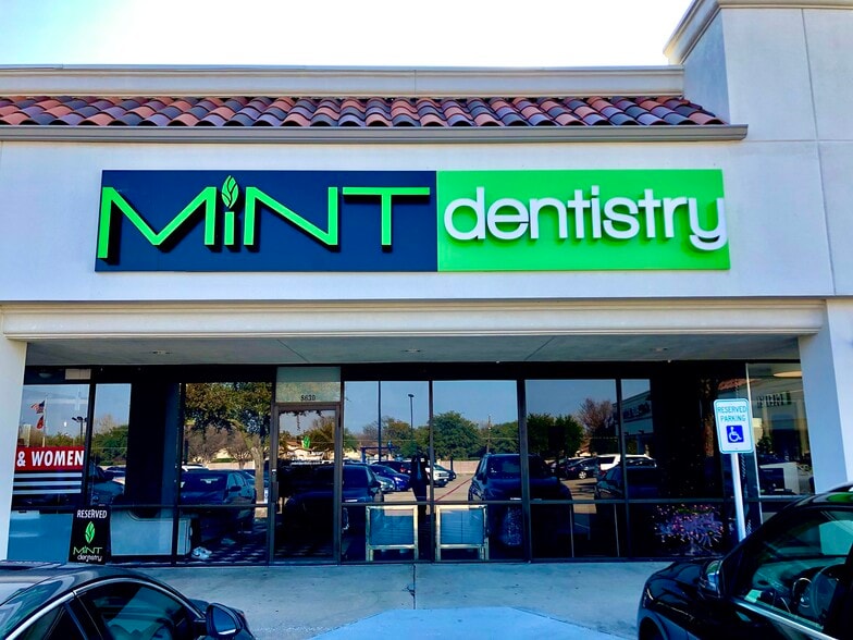 8602-8698 Skillman St, Dallas, TX for lease - Building Photo - Image 3 of 8