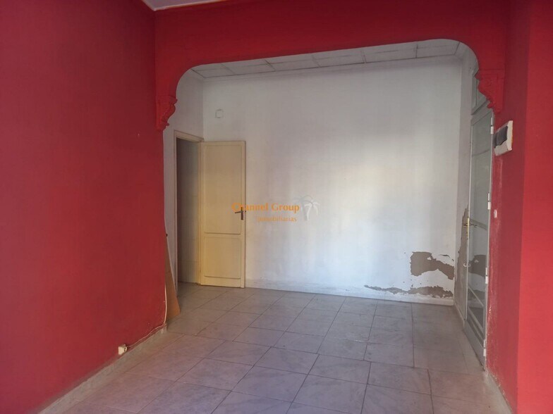 Retail in Alicante, Alicante for lease - Building Photo - Image 2 of 6