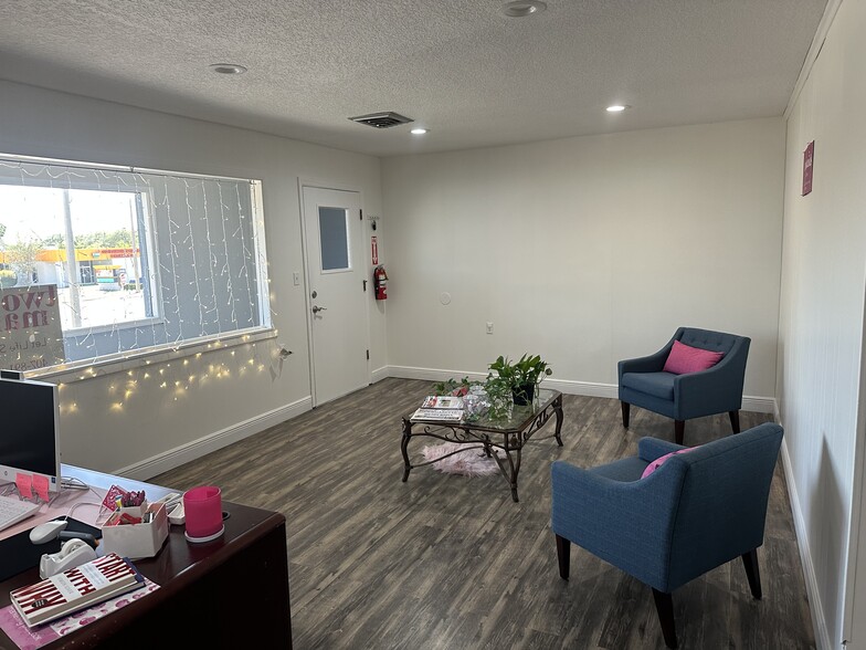 2720-2728 13th St, Saint Cloud, FL for lease - Building Photo - Image 3 of 7