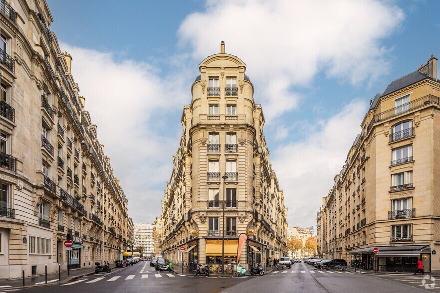 9 Rue Du Général De Castelnau, Paris for lease - Primary Photo - Image 1 of 5