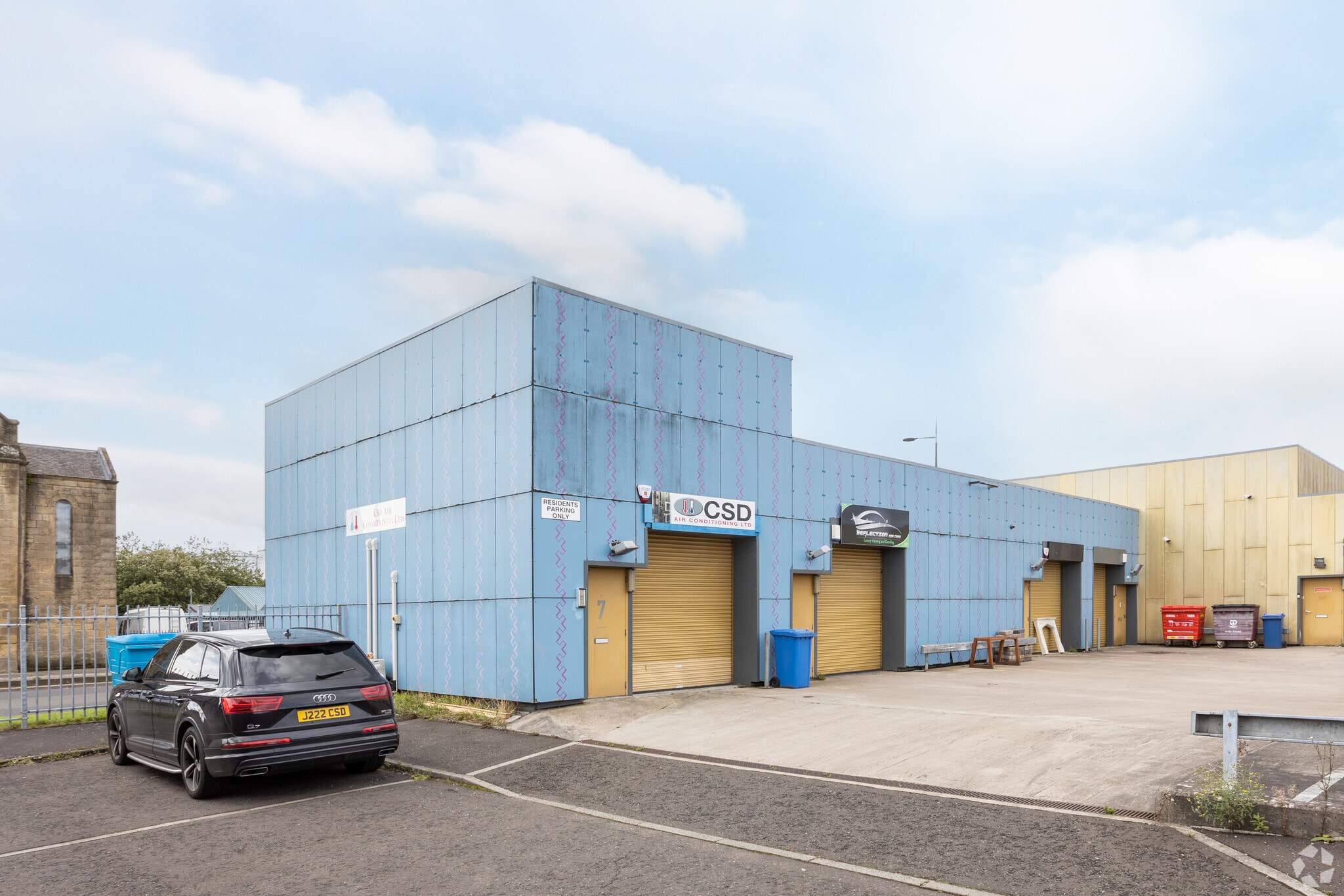 North Elgin Pl, Clydebank for lease Primary Photo- Image 1 of 4