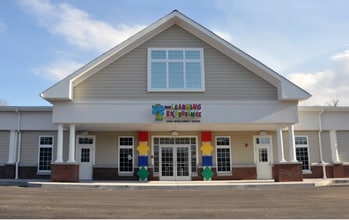 266-276 S Main St, Newtown, CT for lease Interior Photo- Image 1 of 2