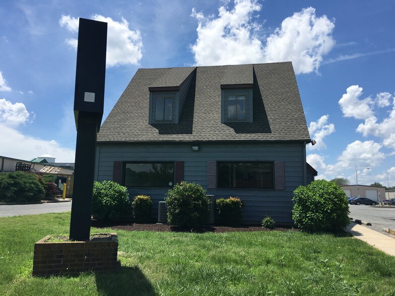 1002 Eastern Shore Dr, Salisbury, MD 21804