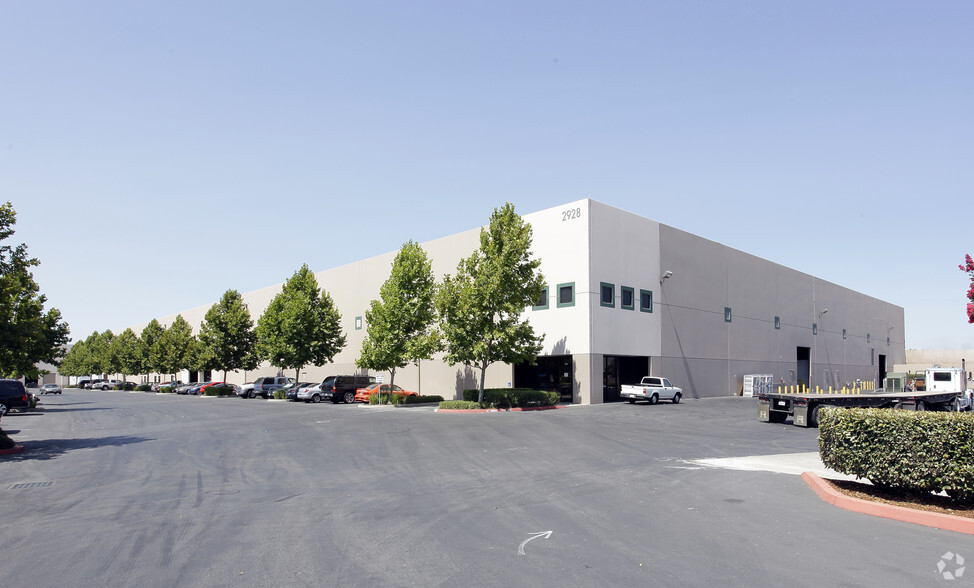 2920 Ramco Ct, West Sacramento, CA for lease - Primary Photo - Image 1 of 8