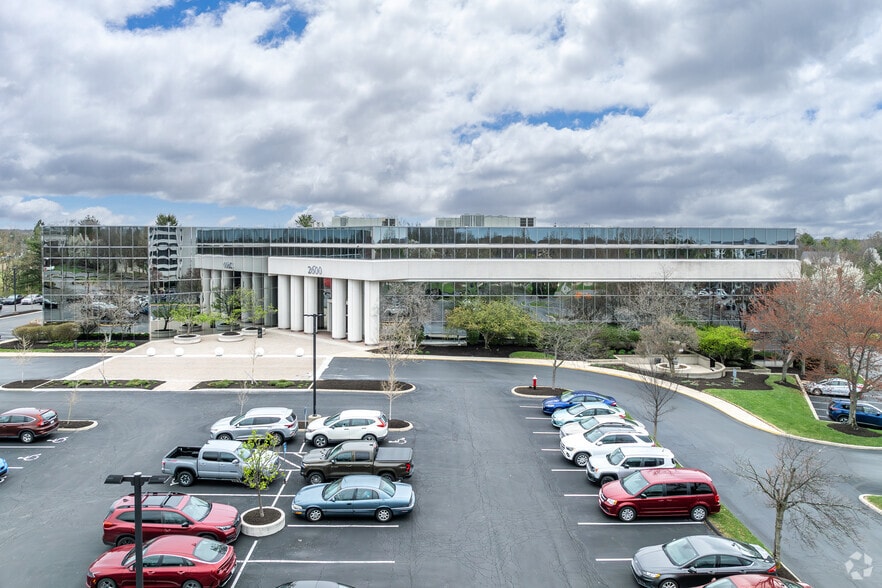 2600 Corporate Exchange Dr, Columbus, OH for sale - Primary Photo - Image 1 of 15