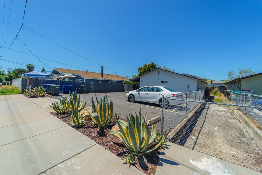 1122-24 Oro St, El Cajon, CA for sale - Building Photo - Image 3 of 12