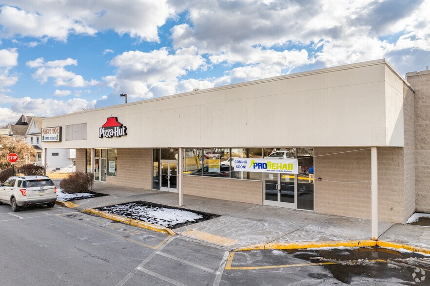 1437 Main St, Peckville, PA for lease - Building Photo - Image 3 of 5