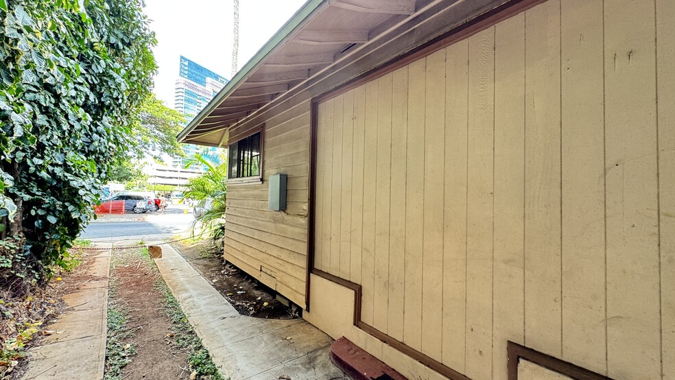 419 Pau St, Honolulu, HI for sale - Building Photo - Image 3 of 11