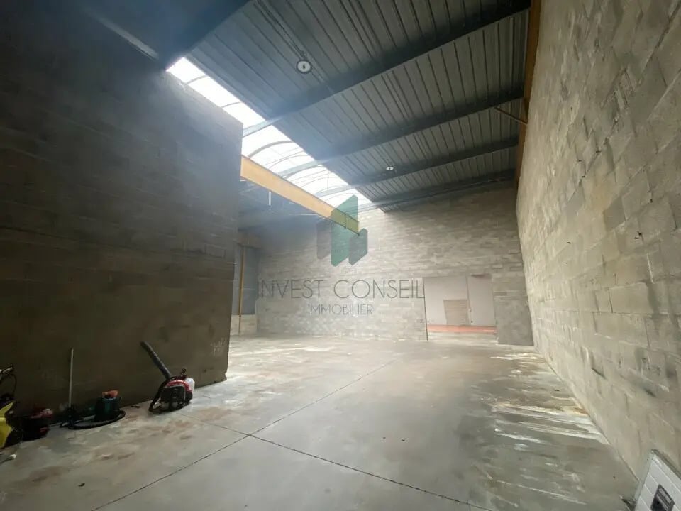 Flex in Bezons for lease Interior Photo- Image 1 of 5